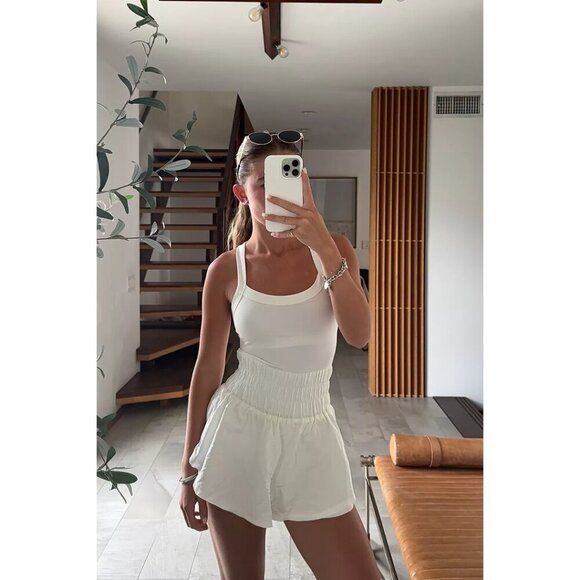 FREE PEOPLE Movement Way Home Skortsie in White Size Medium - Picture 1 of 14